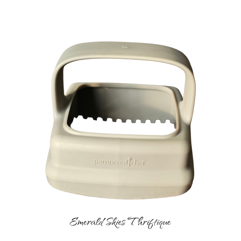 Pampered Chef Cut-N-Seal —excellent Condition